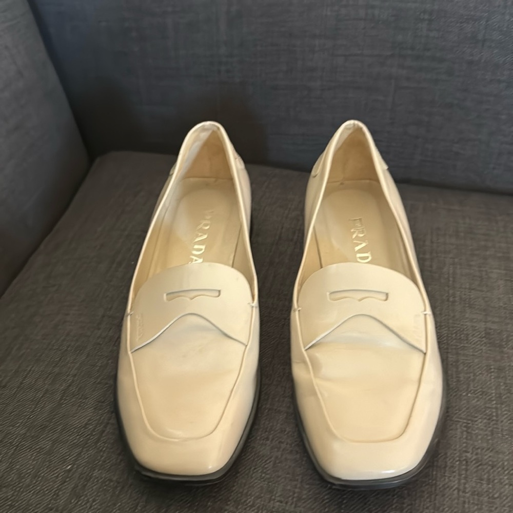 Prada, beautiful penny loafers worn once size 7 tan